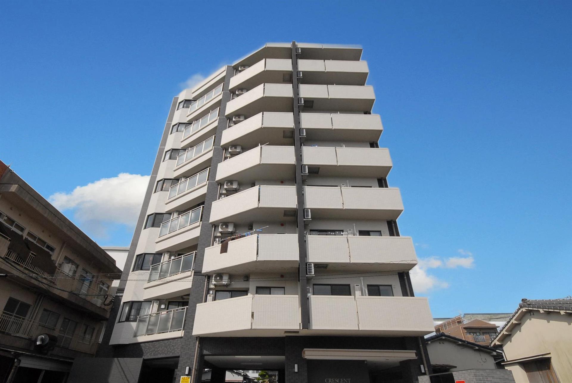 クレセント東谷山