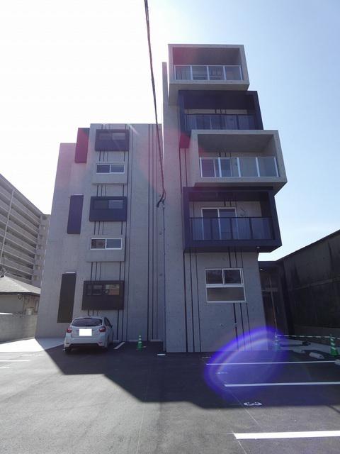 1016TOWERS UEARATA