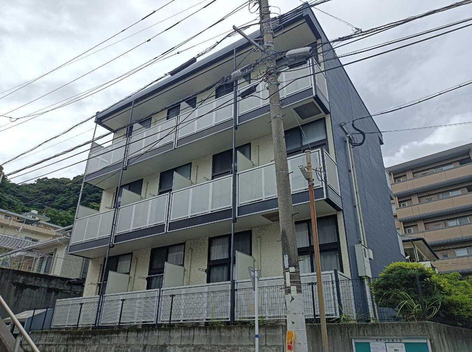 レオパレスシエスタ西郷屋敷