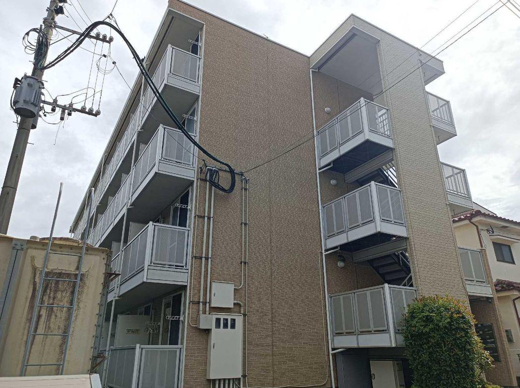 レオパレス薩摩プロヴァンス[4階]