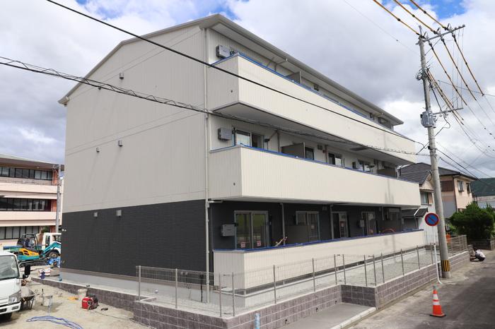 DーROOM大小路プレミアム Ⅰ(2LDK/1階)