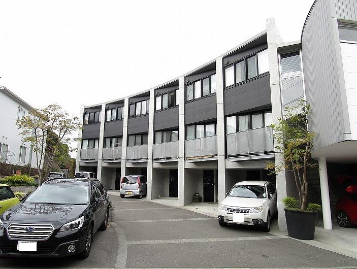 城山アパートメント