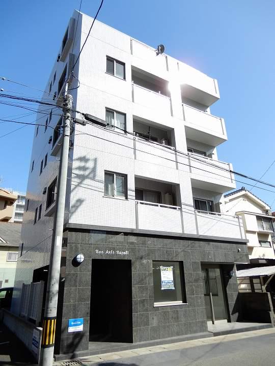 ネオアクシスナポリ