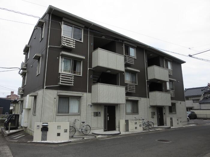 フレア谷山中央