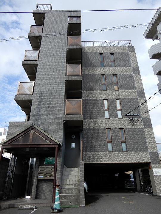 パティオスとこなみ