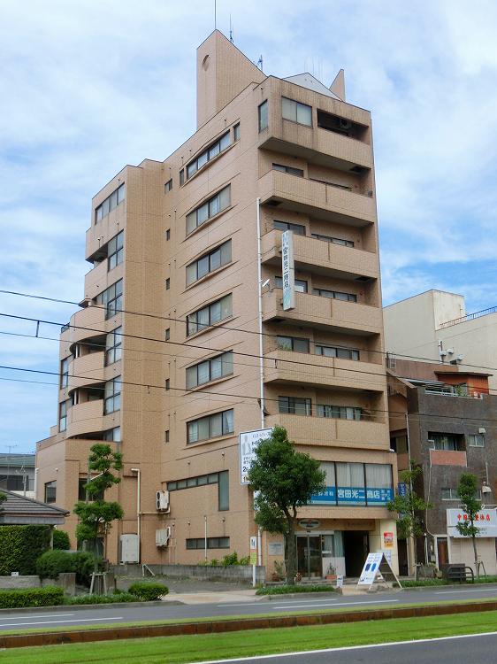 サンシティミヤタ
