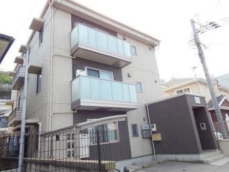 レフィアントすずや