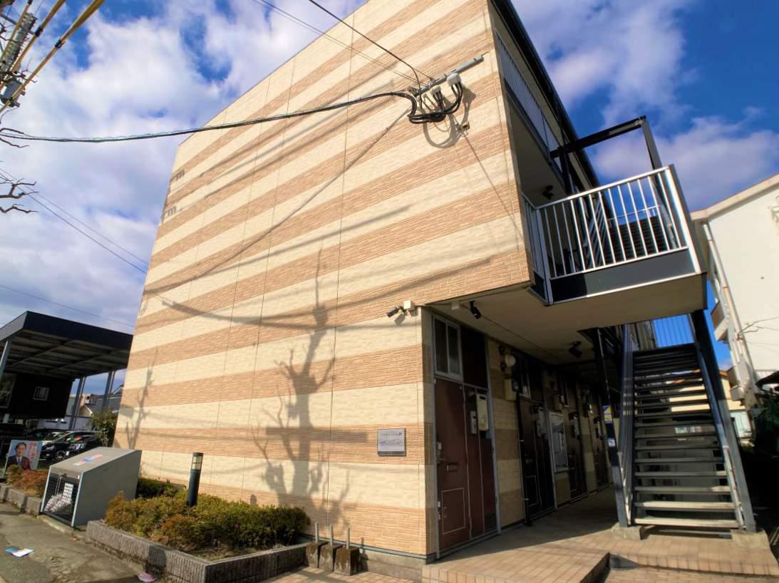 レオパレスひかり