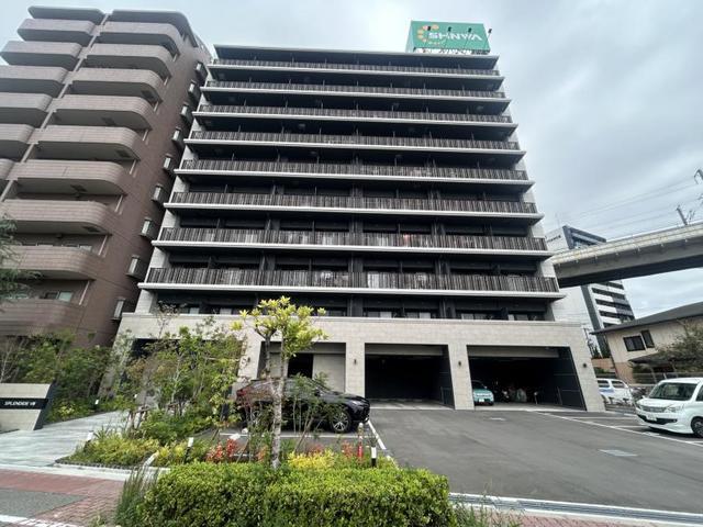 スプランディッド8