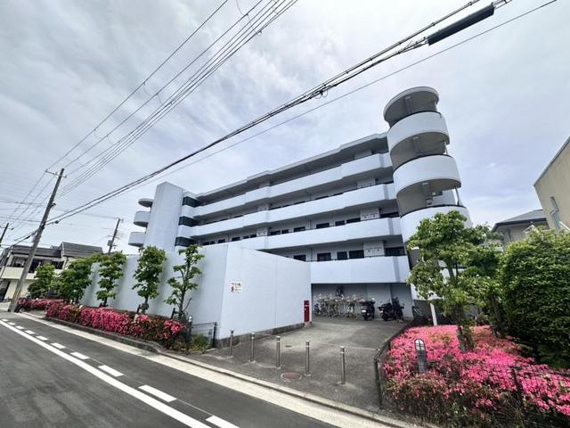 崇徳院ハイツN棟