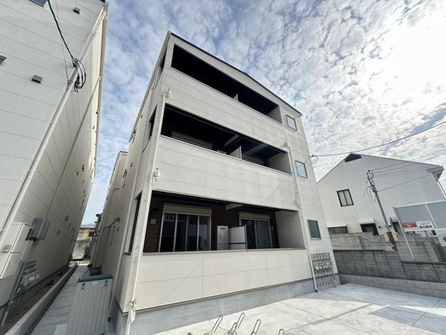 ジーメゾン立花ブレイズ