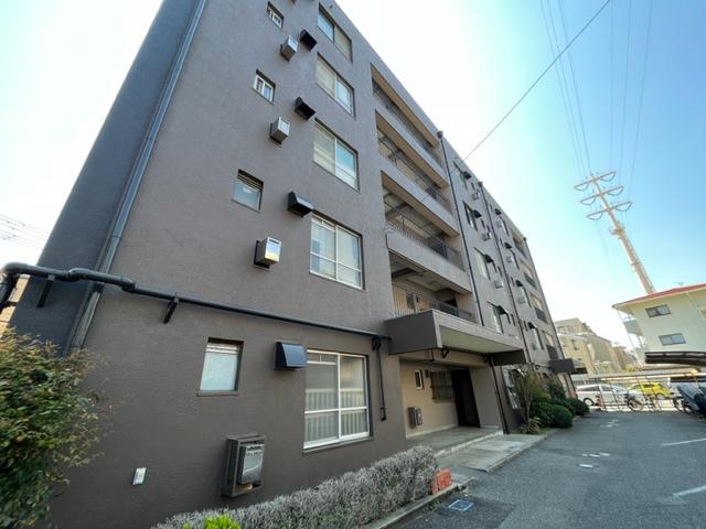 シャトレヒロタ