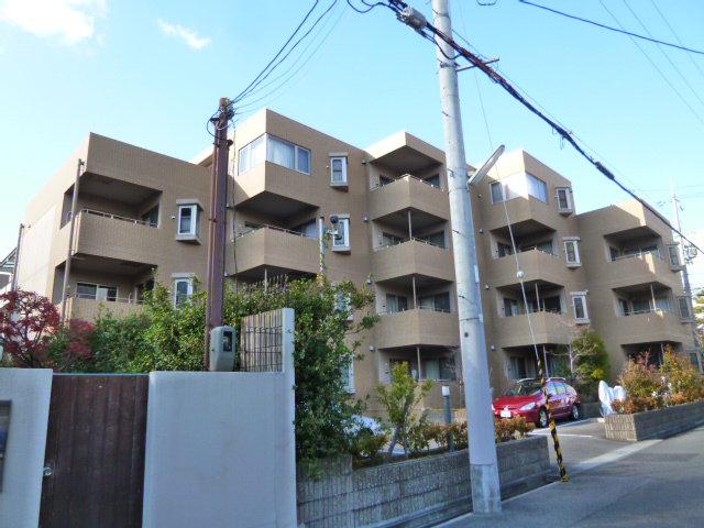 アコテドゥシエヌ夙川