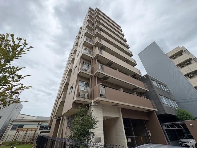 K´S SQUARE ESAKA