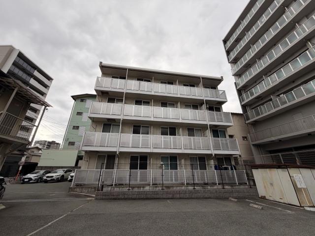 レオパレス南金田