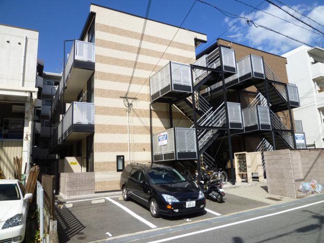 レオパレス新在家