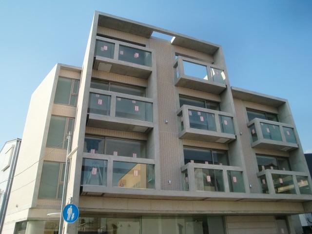 KOSTBAR