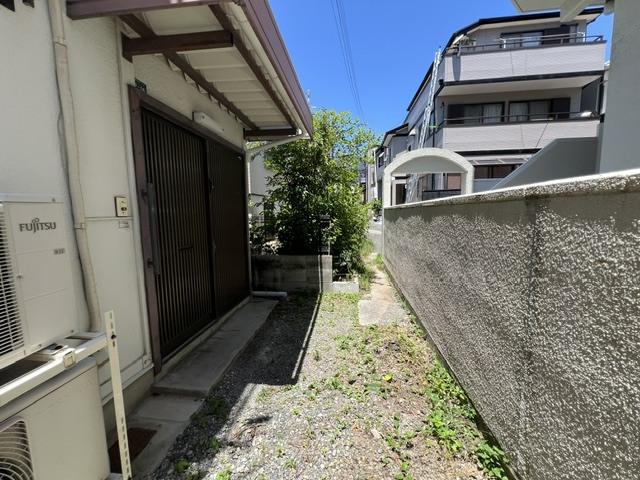 阪急神戸本線 王子公園駅 徒歩6分 2階建 築31年