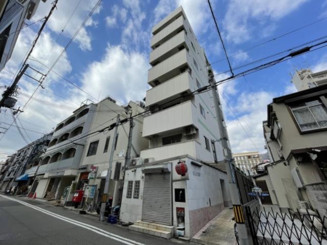 レグルスコート