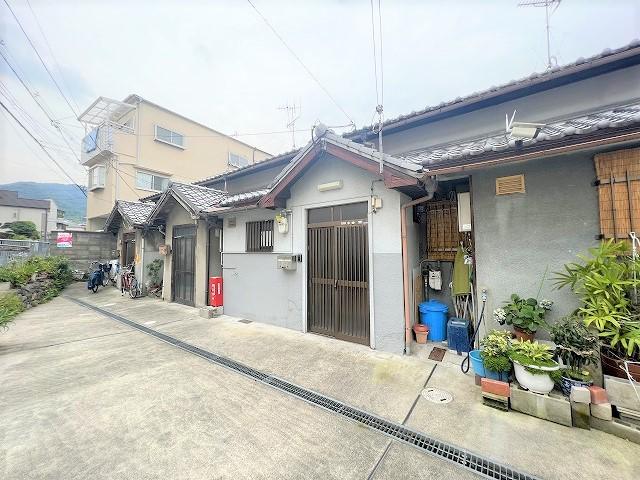 南四条町連棟平屋