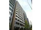 大阪メトロ御堂筋線 江坂駅 徒歩4分 15階建 築18年