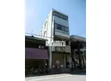 岡出ビル