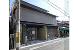 京都地下鉄東西線 烏丸御池駅 徒歩4分  築5年
