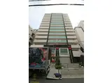 大阪メトロ御堂筋線 心斎橋駅 徒歩7分 15階建 築11年