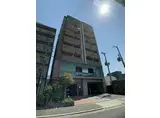大阪メトロ御堂筋線 新大阪駅 徒歩7分 9階建 築17年