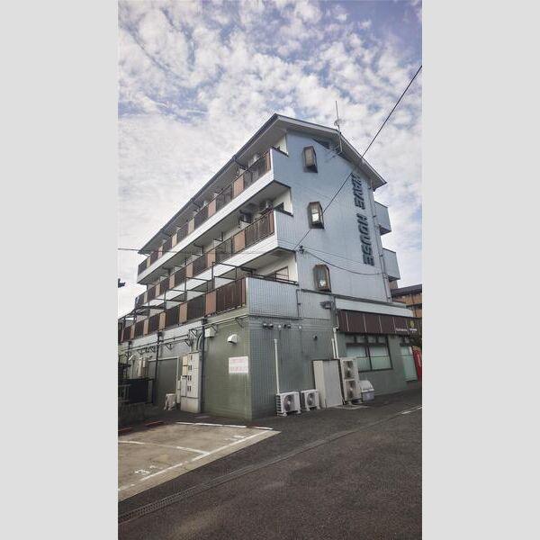 WAVEHOUSE