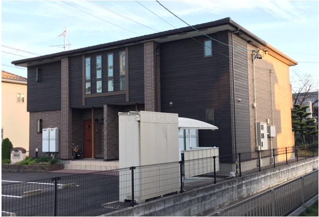シャロン