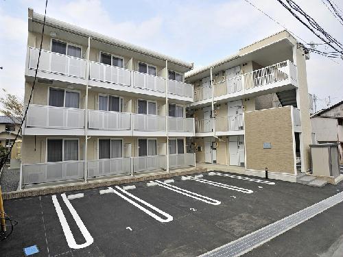 レオパレス八右衛門