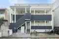 ルーブル平尾