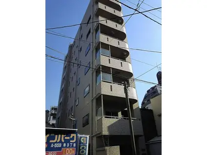 ヴァンヴェール(2LDK/3階)の外観写真