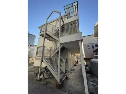 ベアパレスA棟(1K/3階)の外観写真