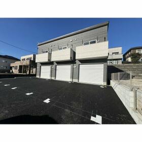 GARAGE HOUSE J