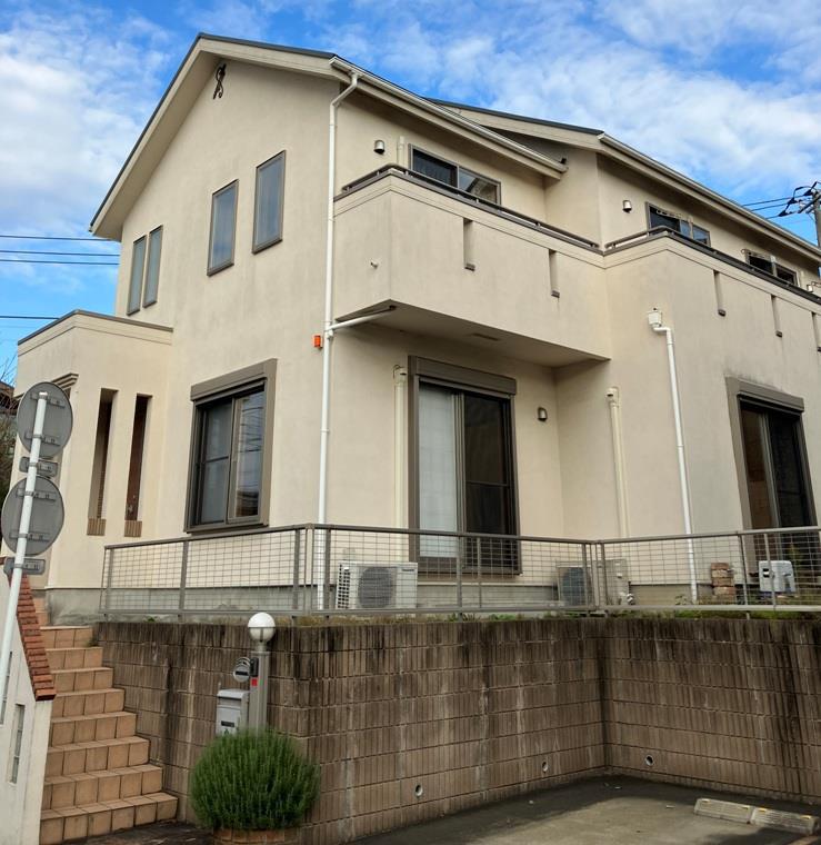 神奈川県横浜市青葉区 2階建 築16年