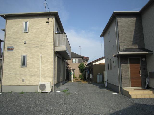 東京都あきる野市 2階建 築13年