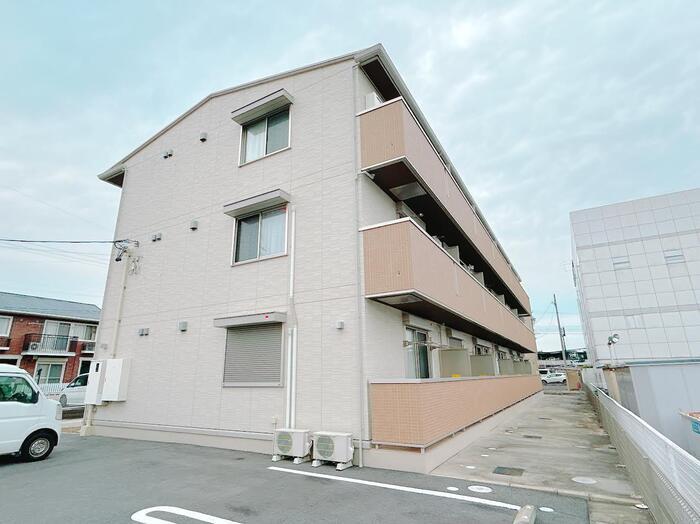 近鉄湯の山線 伊勢松本駅 徒歩9分  築6年