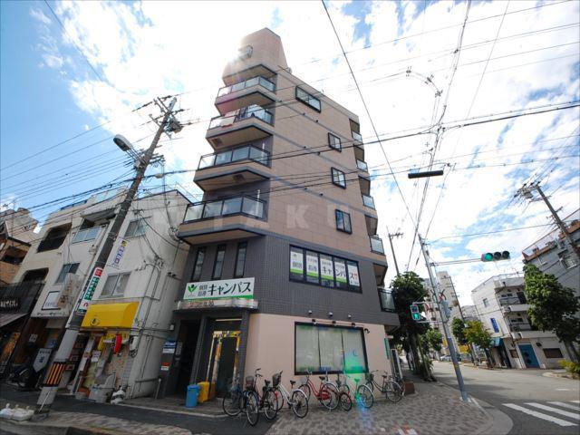 オオトリビル