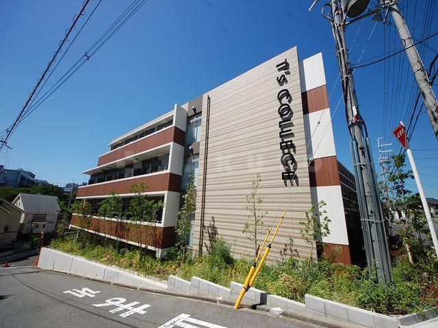 TS COLLEGE 大阪大学前