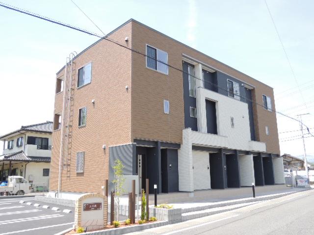 身延線 富士根駅 徒歩16分 3階建 築9年