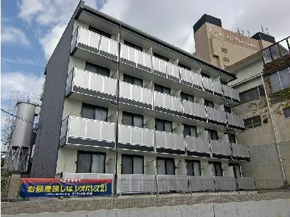 レオパレス銀河(1K/3階)の外観写真