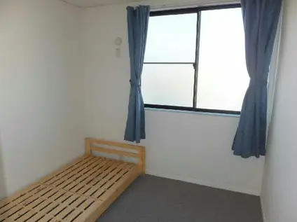 レオパレスウエストサフラン(2DK/1階)の居間写真