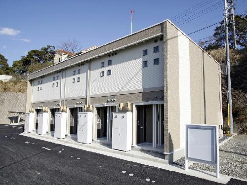 レオネクスト向山
