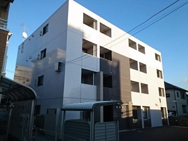 クレドール・イサム