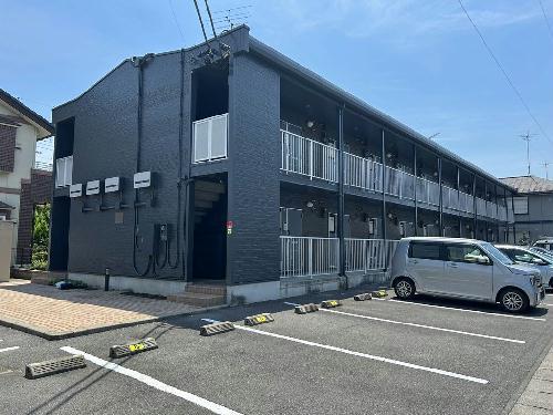 レオパレスコスモス