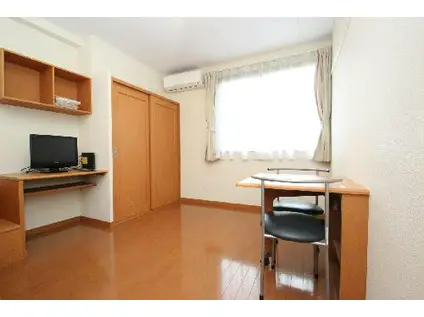 レオパレス栄華西Ⅰ(1K/2階)の居間写真