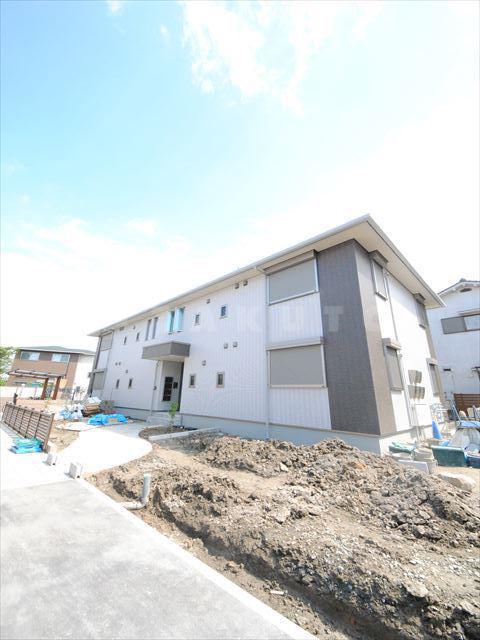 ラシーネ山田東 B棟