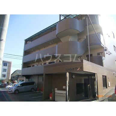 リベルテクシダ